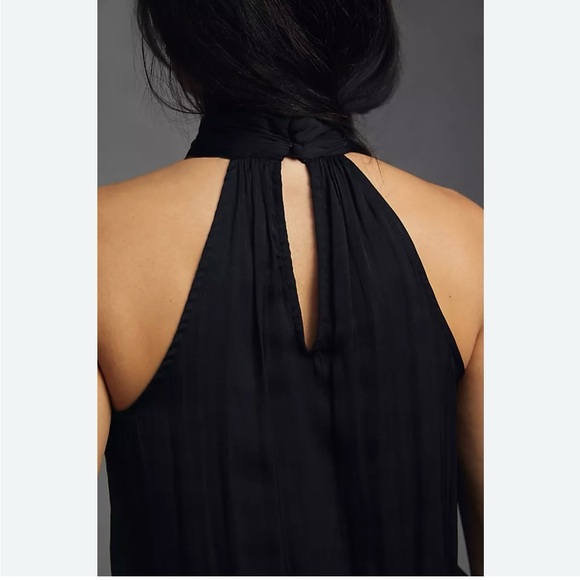 Elegant Black Halter Dress - Picture 2 of 12